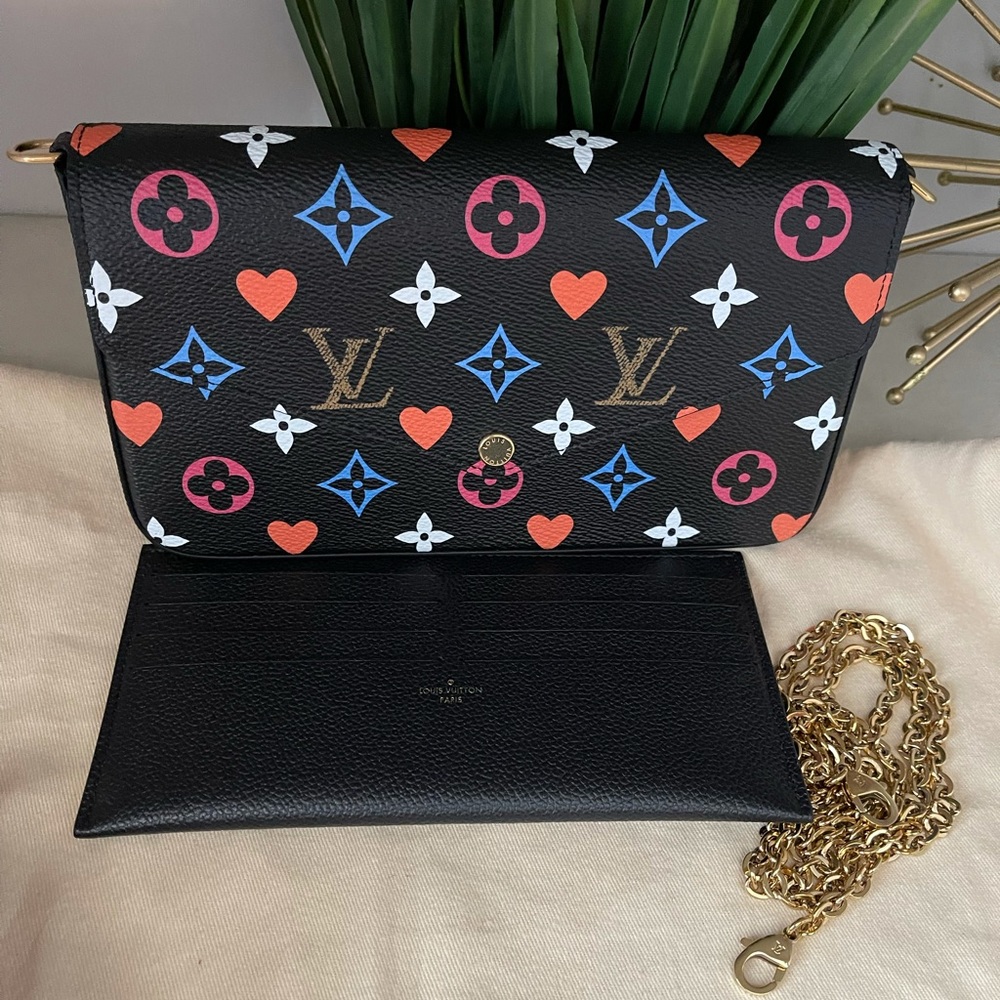 ♠️Louis Vuitton ♠️ - Picture 1 of 13